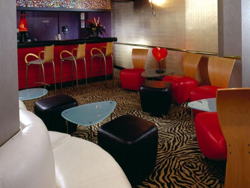 Elvis Presley'S Heartbreak Hotel Memphis Exterior photo