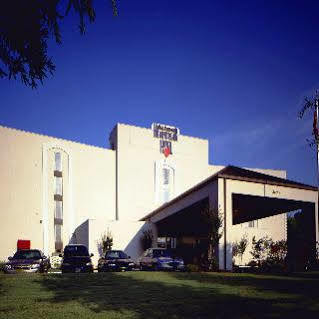 Elvis Presley'S Heartbreak Hotel Memphis Exterior photo